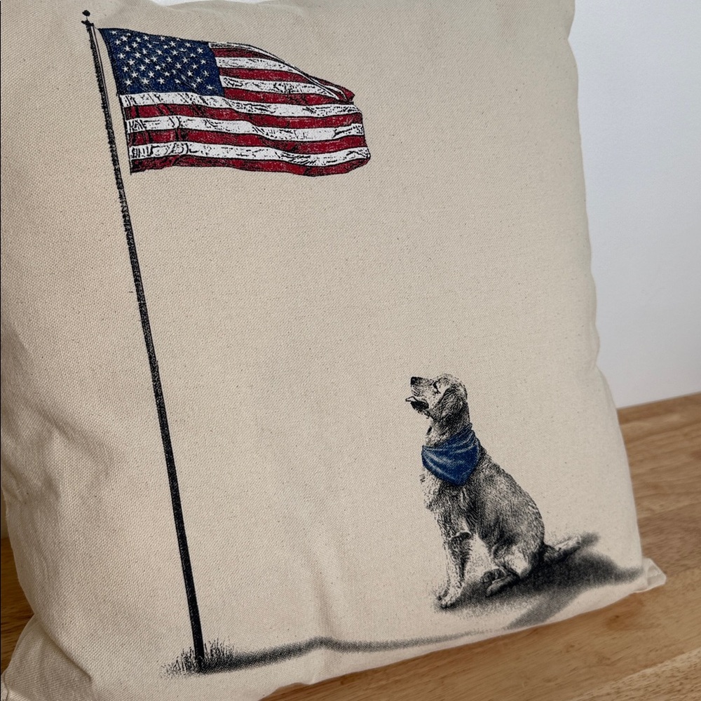 Patriotic golden retriever Print Throw Pillow - Picture 2 of 11